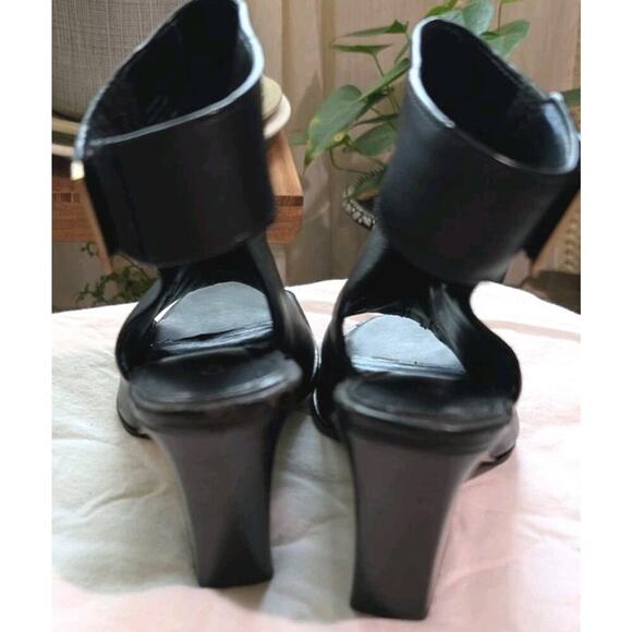 Calvin Klein Sandals Heels Welsie Size 6 M US Women Black Peep Toe - Picture 6 of 12